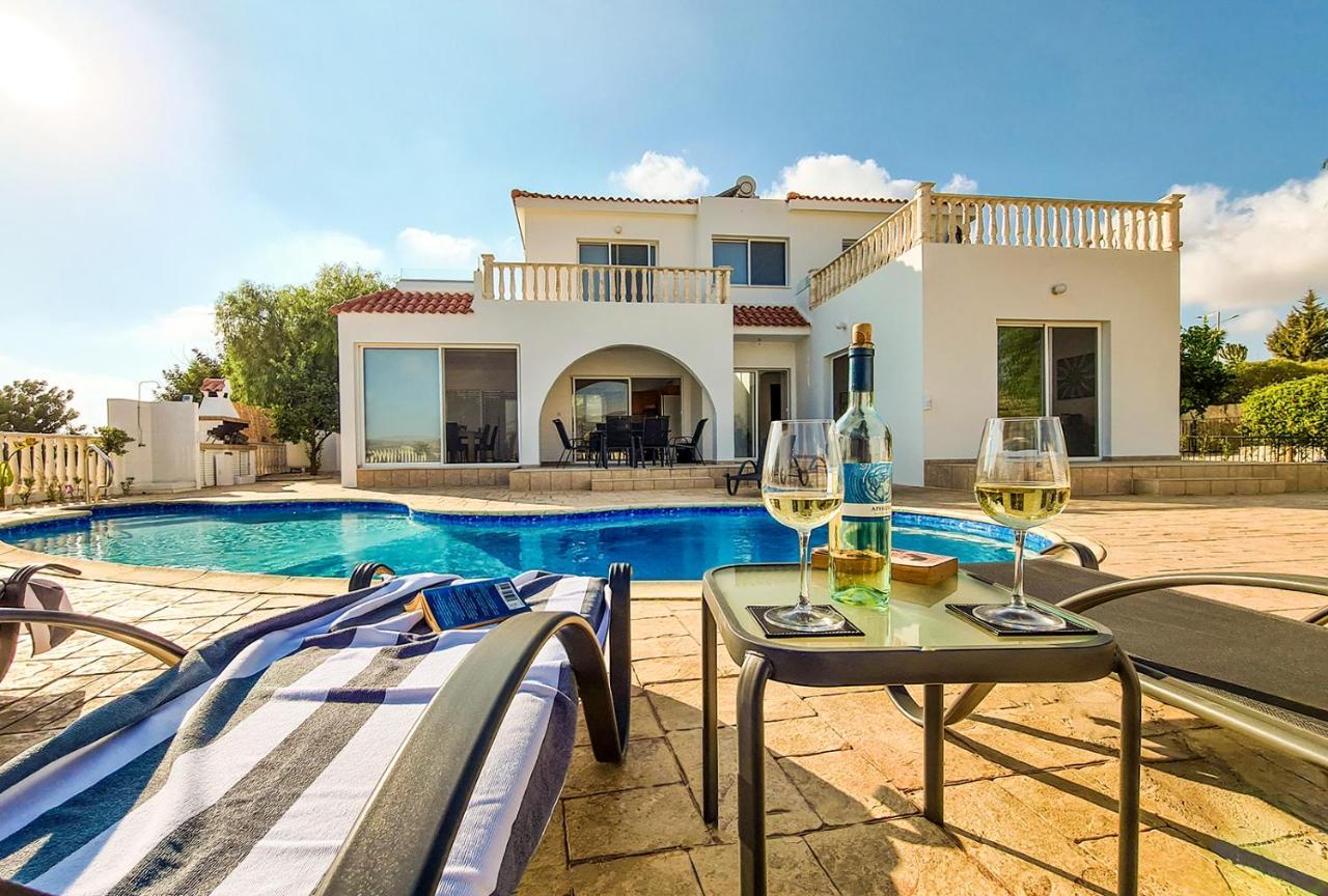 Katya-Sofia Villa - Tranquility With Sea View เปเยีย ภายนอก รูปภาพ